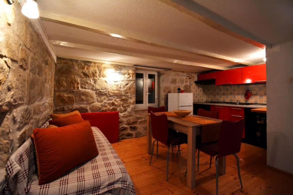 Apartment Gloria - Old City Center Split Exterior photo